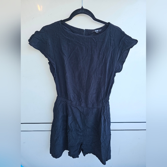 UNIQLO ROMPER - Picture 1 of 2